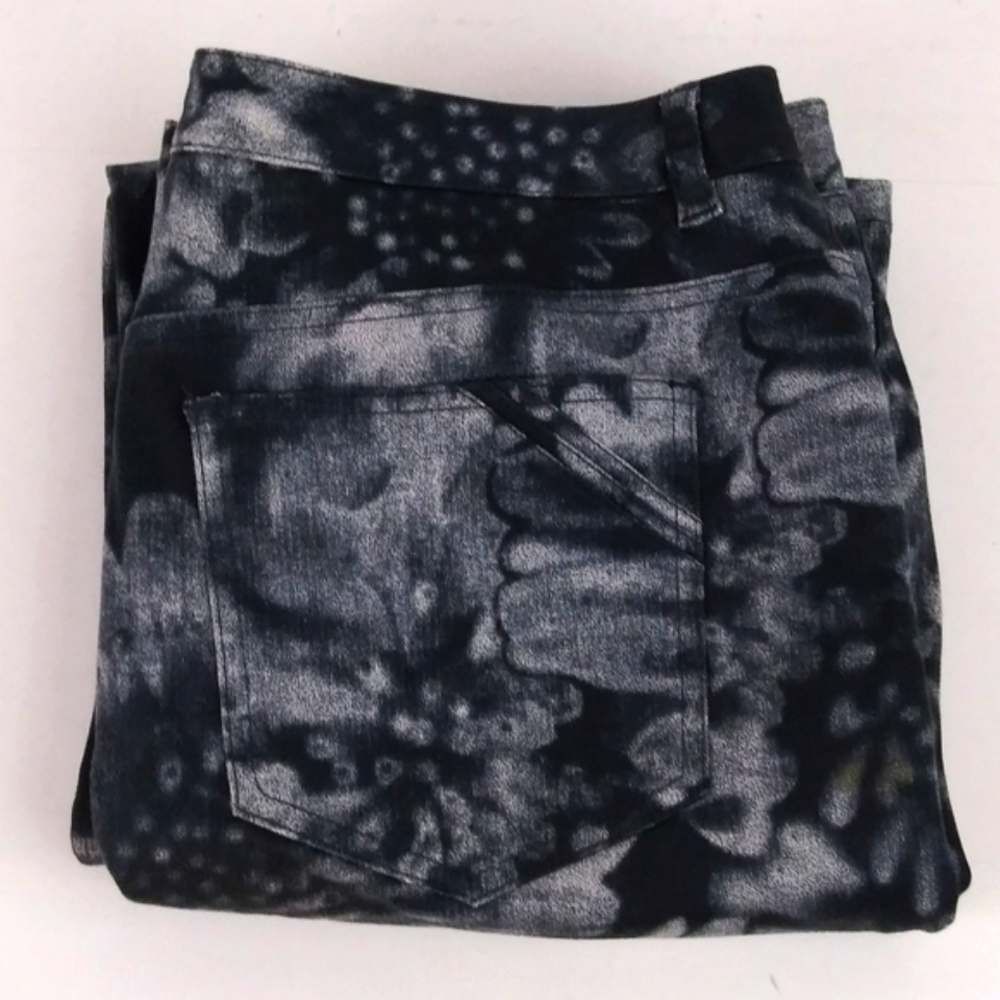 Gloria Vanderbilt floral jeans women size 12